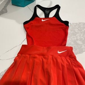 Nike Girls Tennis top and skirt , XS